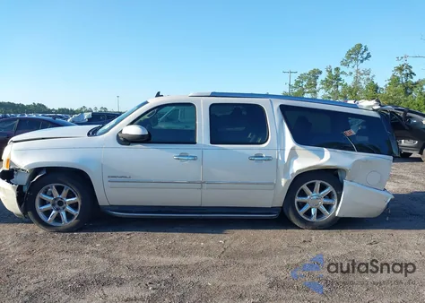 2011 GMC Yukon Xl 1500 Denali из США, поврежденный, VIN 1GKS1MEF3BR316862